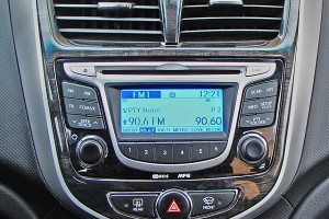 Hyundai Accent 2011-UP dash trim kit