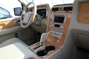 Lincoln Navigator 2007-UP dash trim kit