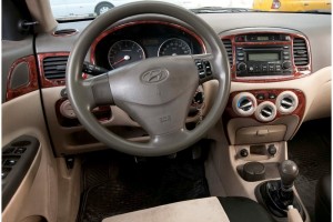 Hyundai Accent 2006-2010 dash trim kit